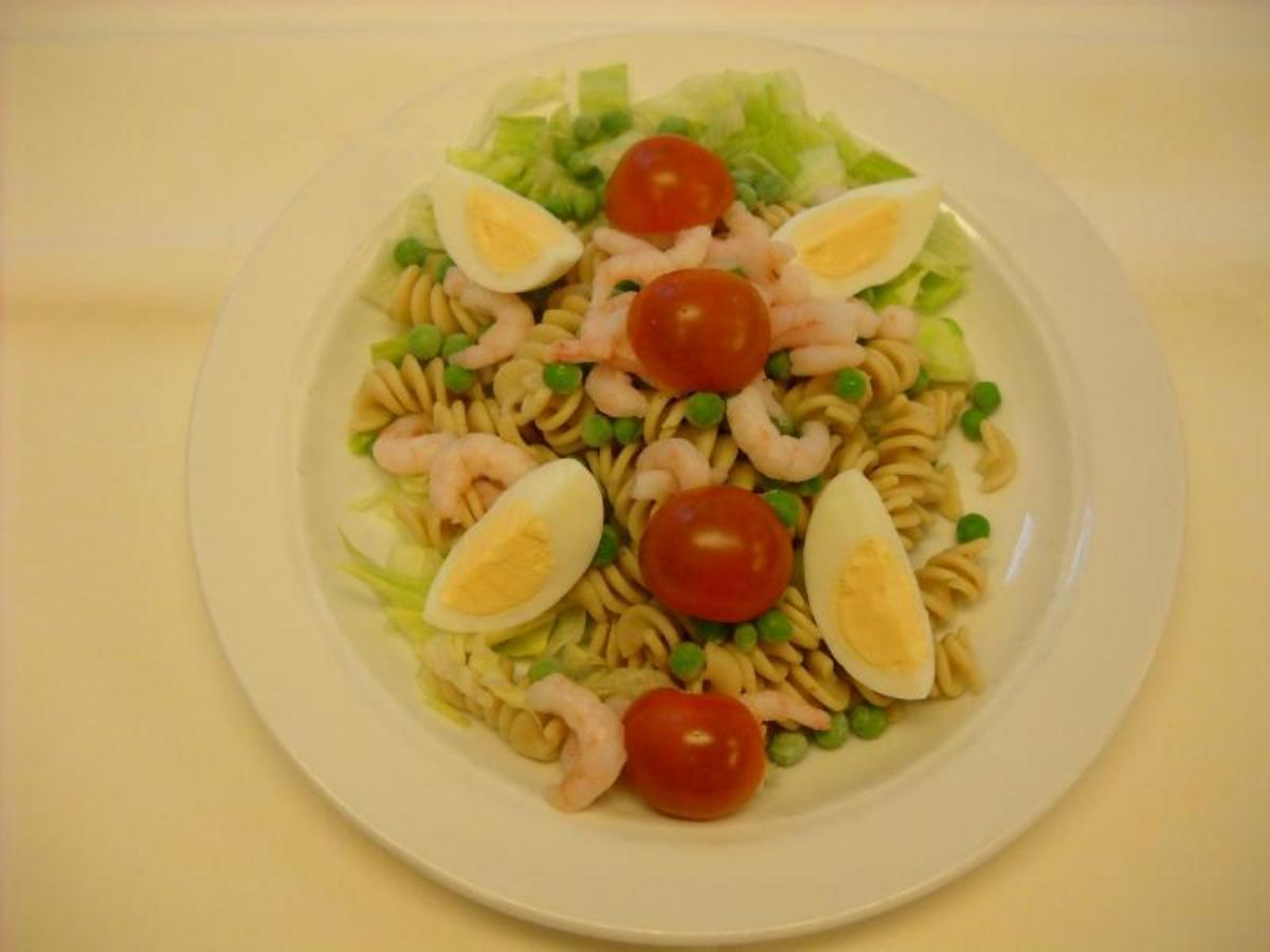 pastasalat med æg pastasalat med æg